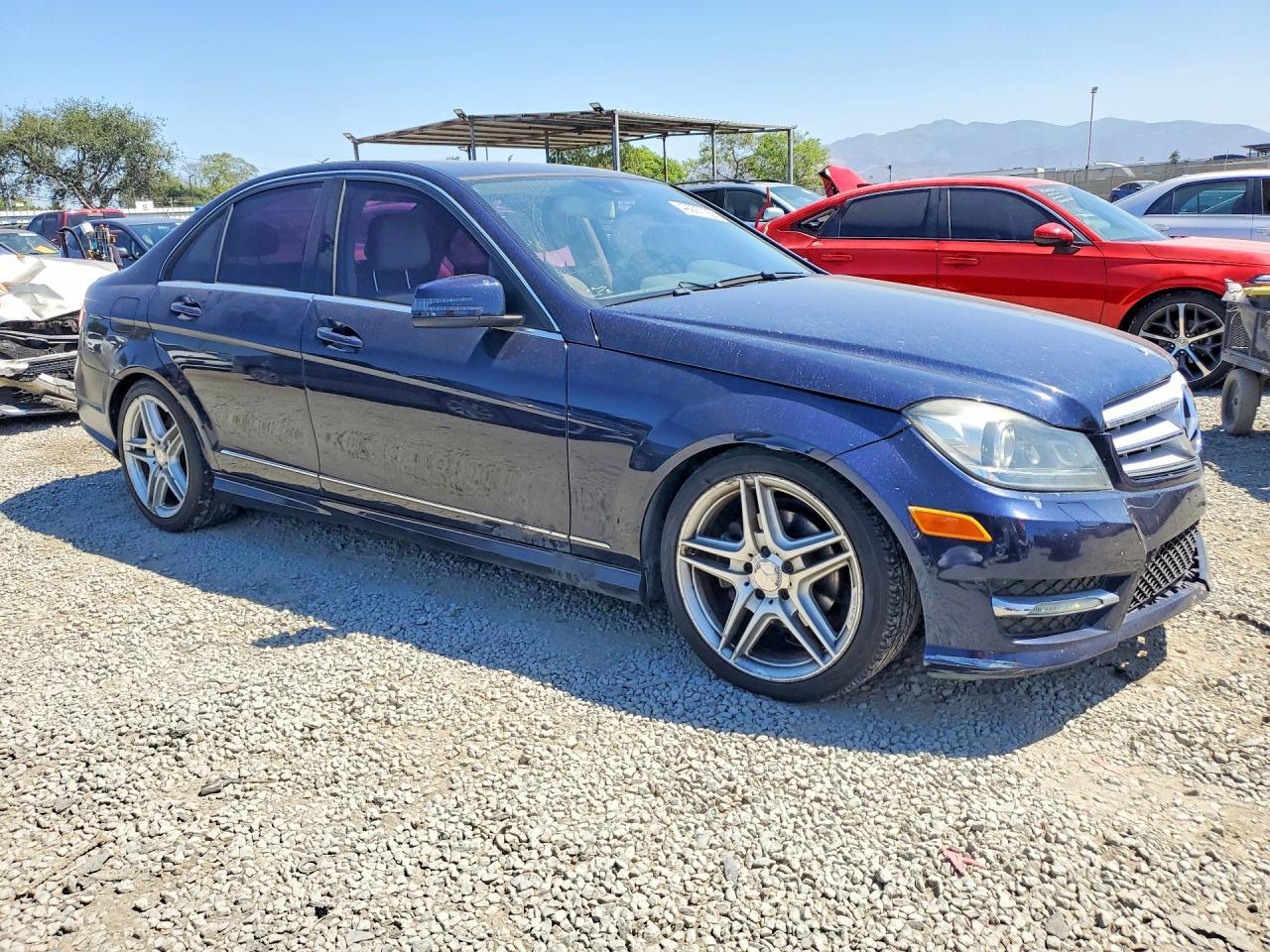 2013 Mercedes-Benz C 250 - Фото 4