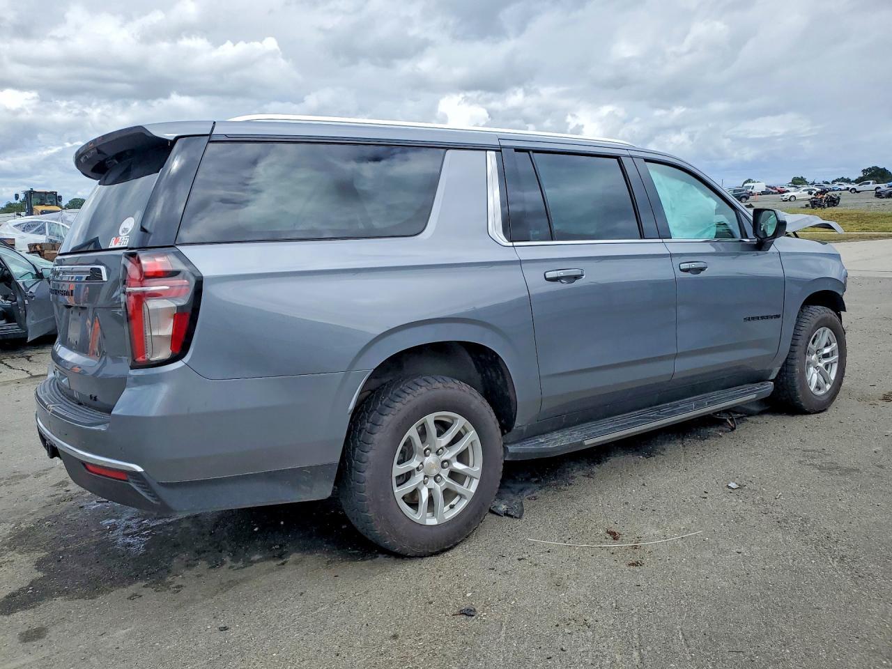 2021 Chevrolet Suburban K1500 Lt - Фото 3