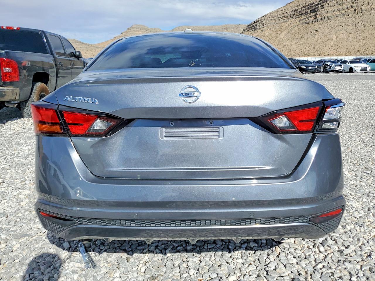 2020 Nissan Altima S - Image 6