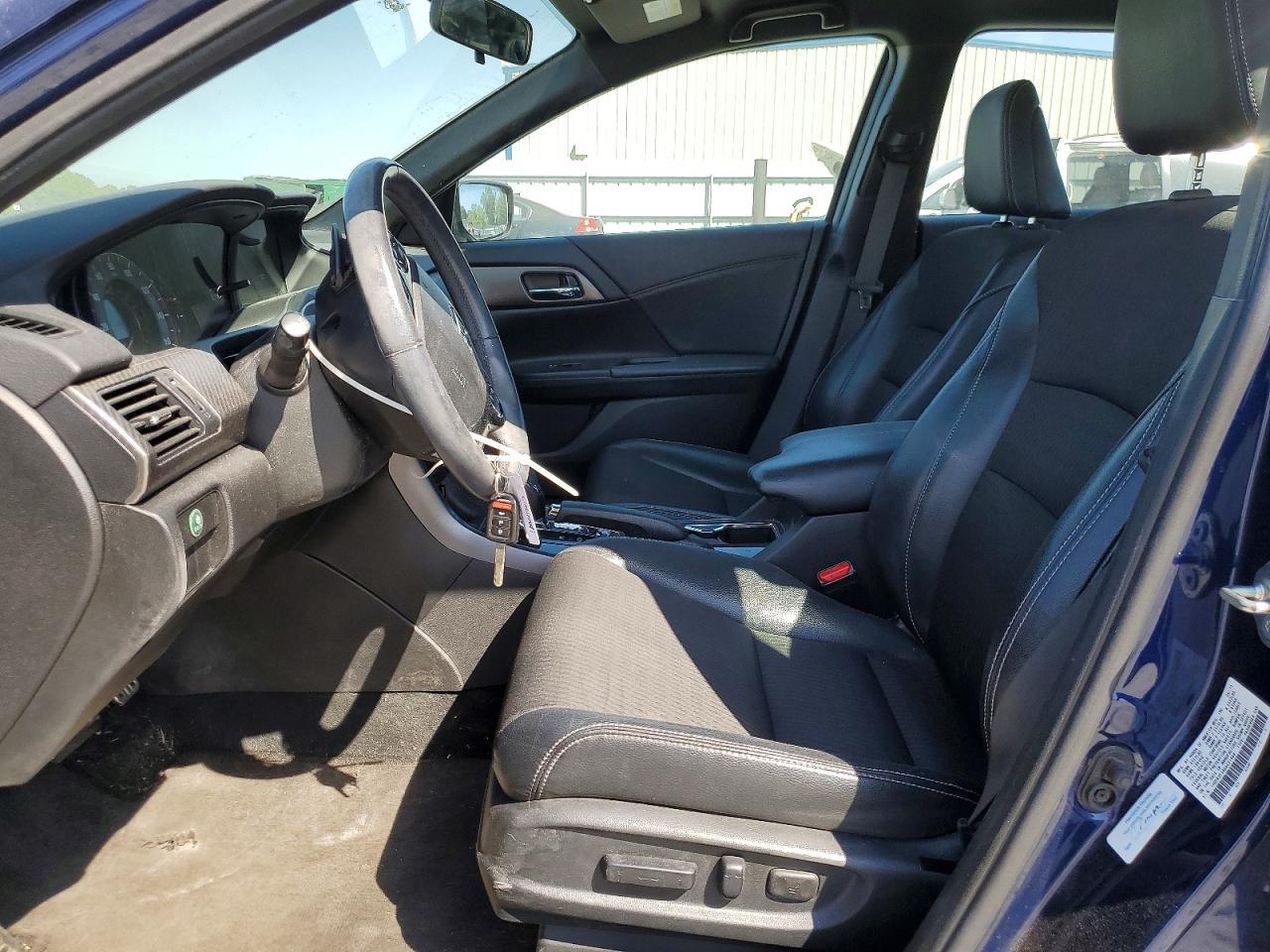2016 Honda Accord Sport - Image 7