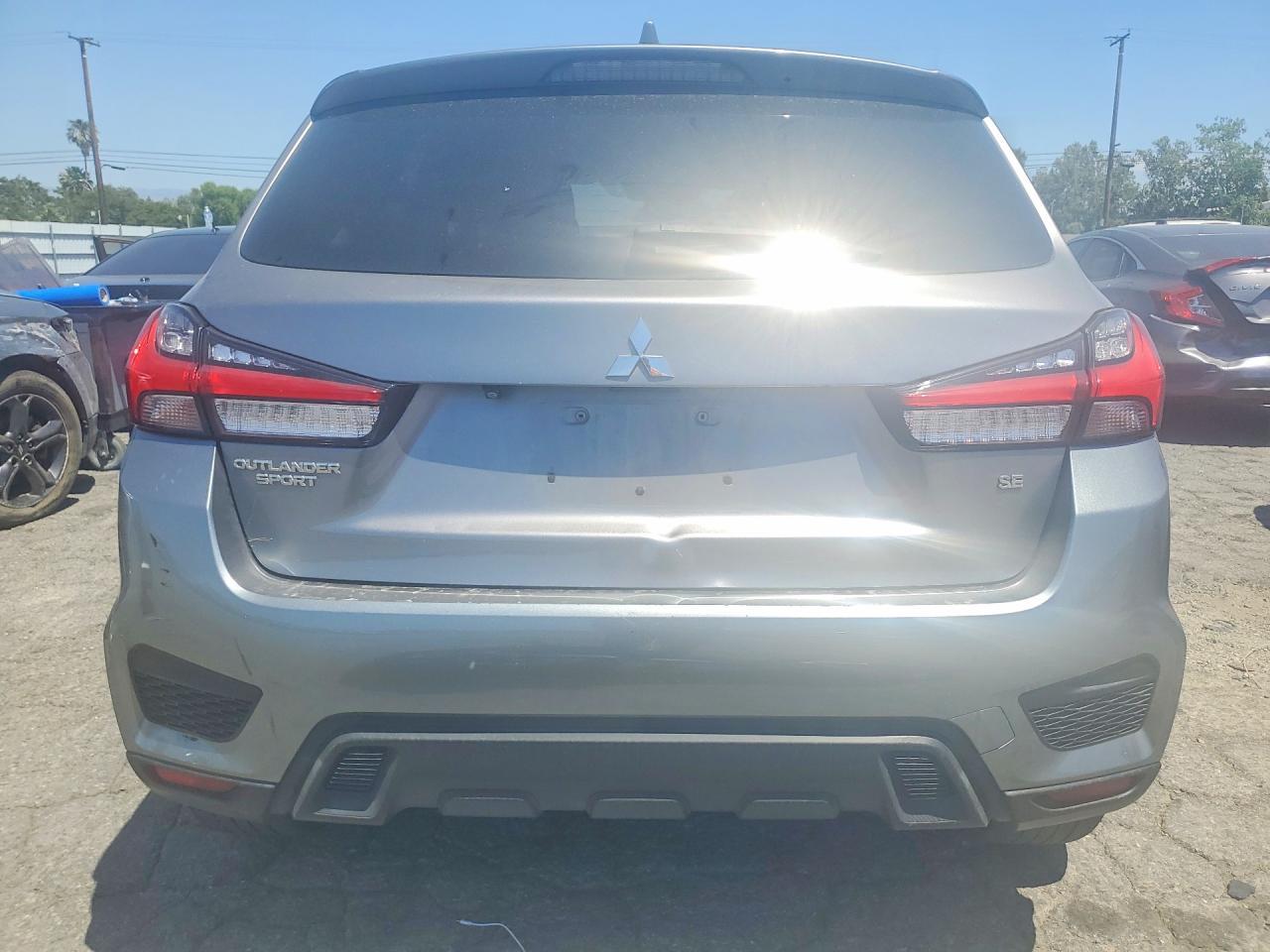 2020 Mitsubishi Outlander Sport Se - Фото 6