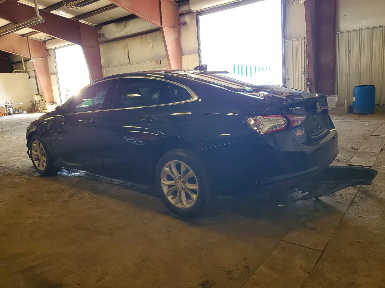 2022 Chevrolet Malibu Lt - Image 2