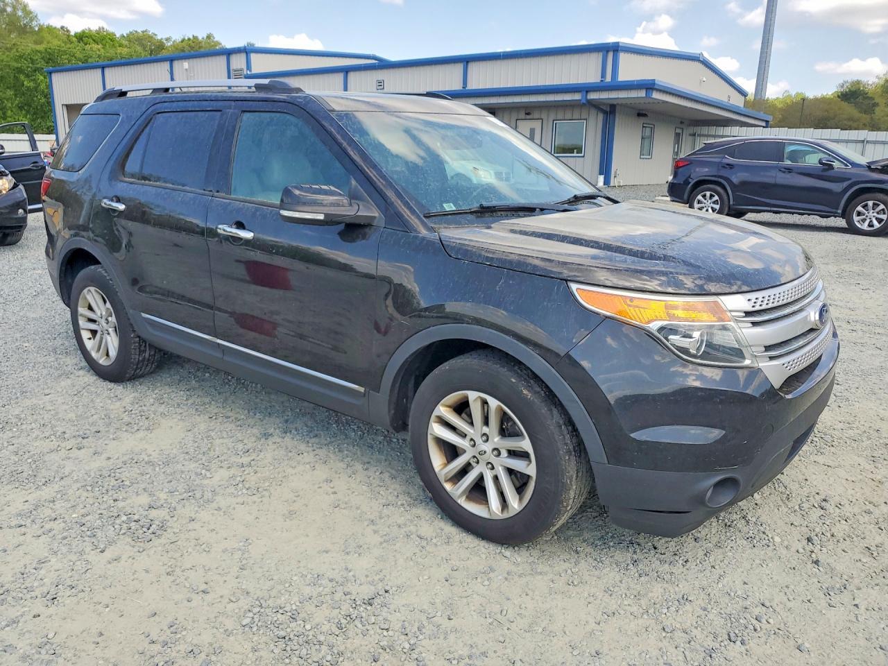 2015 Ford Explorer Xlt - Фото 4