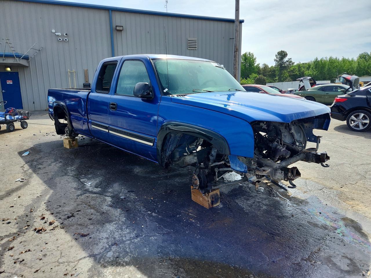 2004 Chevrolet Silverado K1500 - Image 4