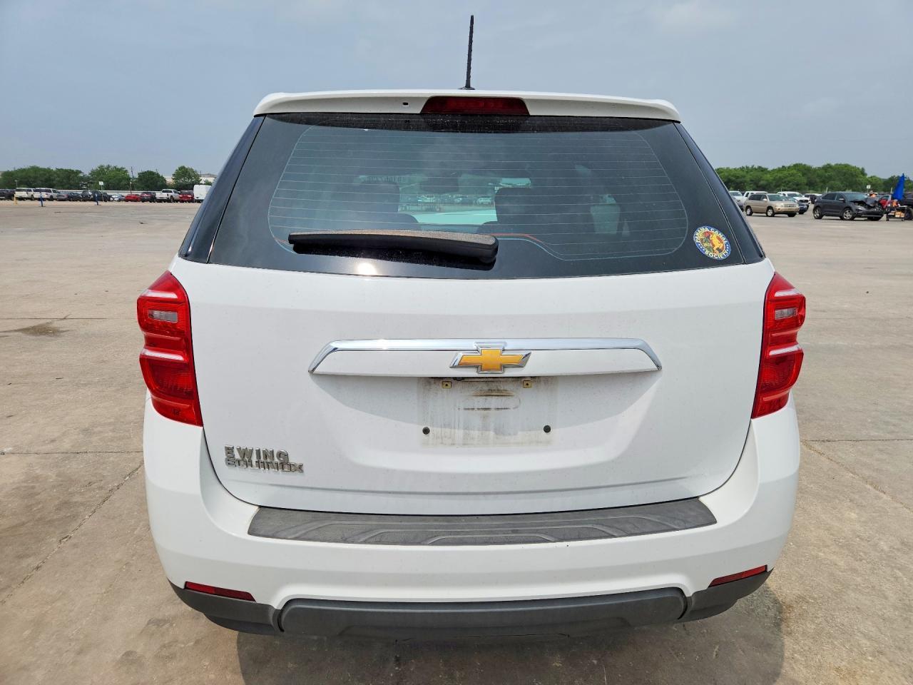 2017 Chevrolet Equinox Ls - Фото 6