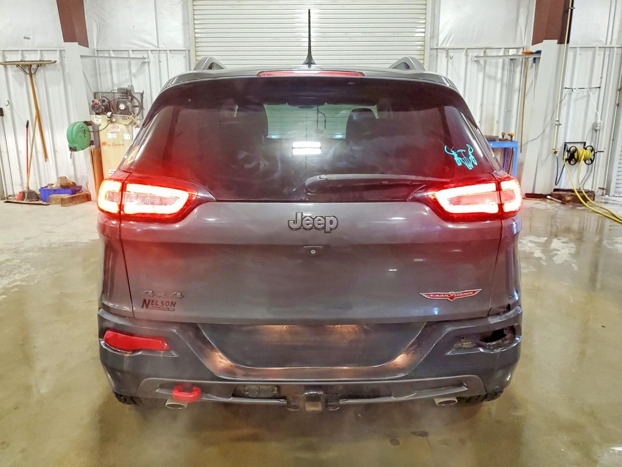 2015 Jeep Cherokee Trailhawk - Фото 6