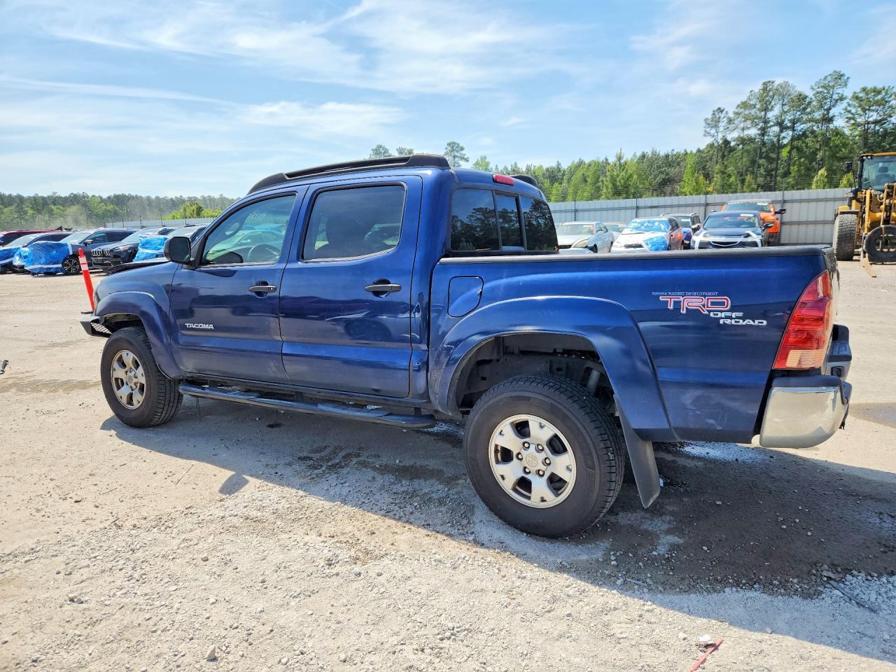 2007 Toyota Tacoma Prerunner V6 - Image 2