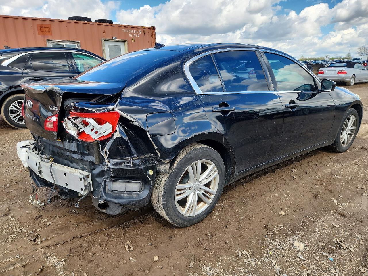2012 Infiniti G37 Sedan X - Фото 3
