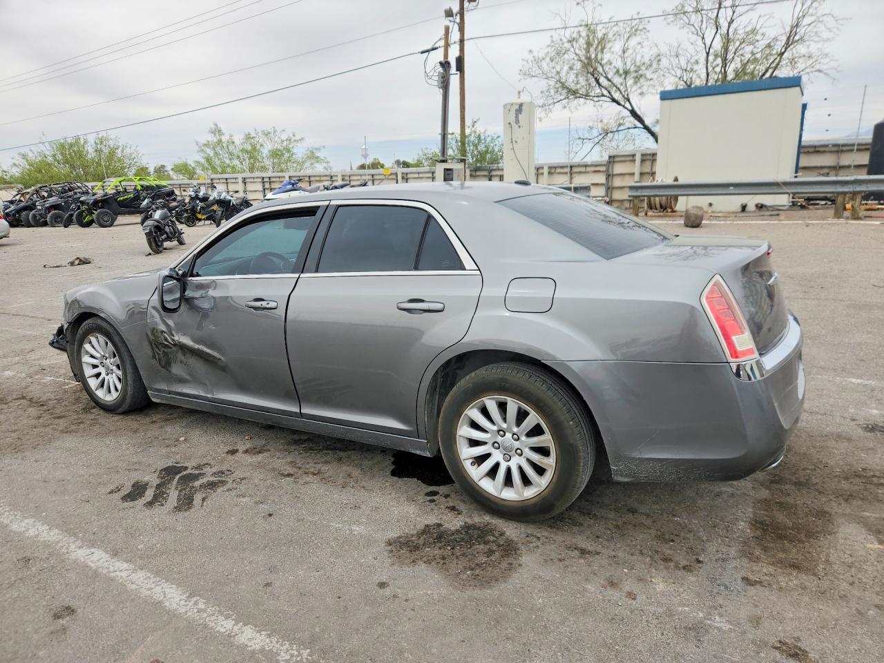 2012 Chrysler 300 - Image 3