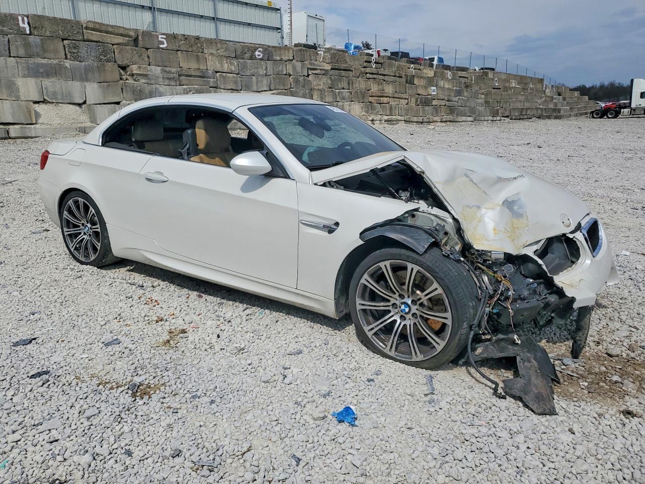 2011 BMW M3 - Фото 4