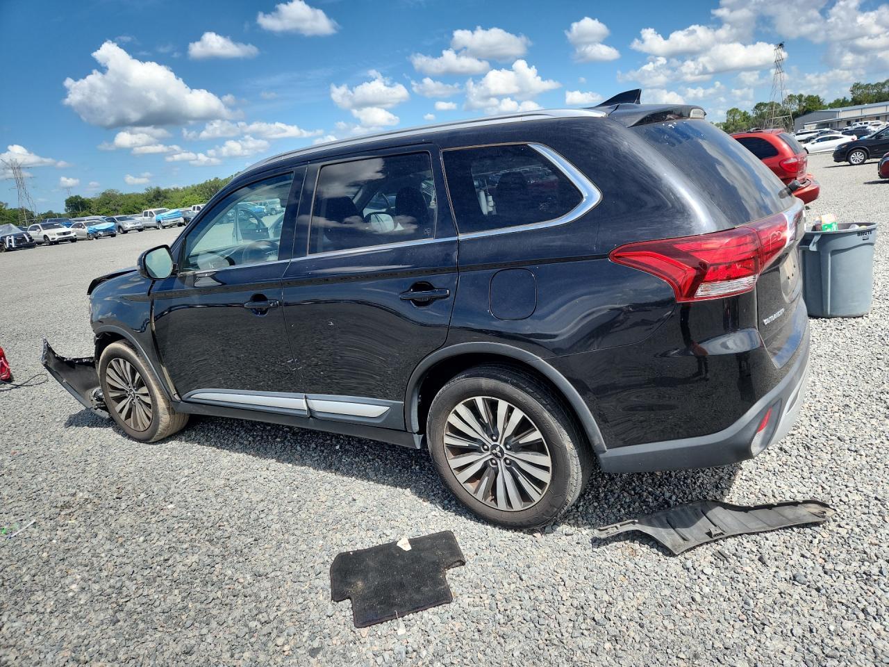 2020 Mitsubishi Outlander Se - Фото 2
