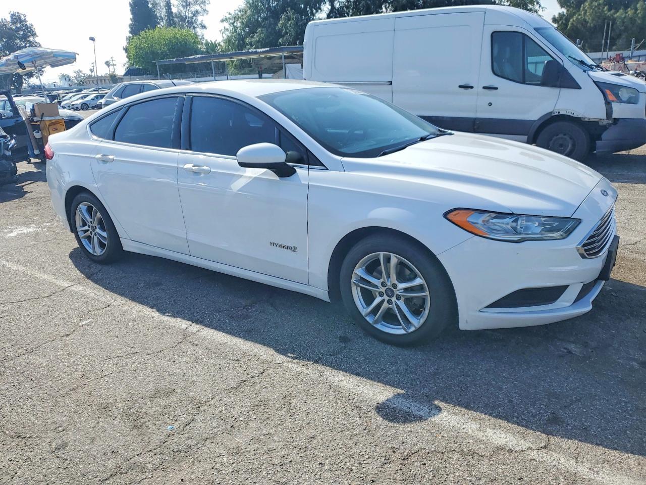 2018 Ford Fusion S Hybrid - Фото 4