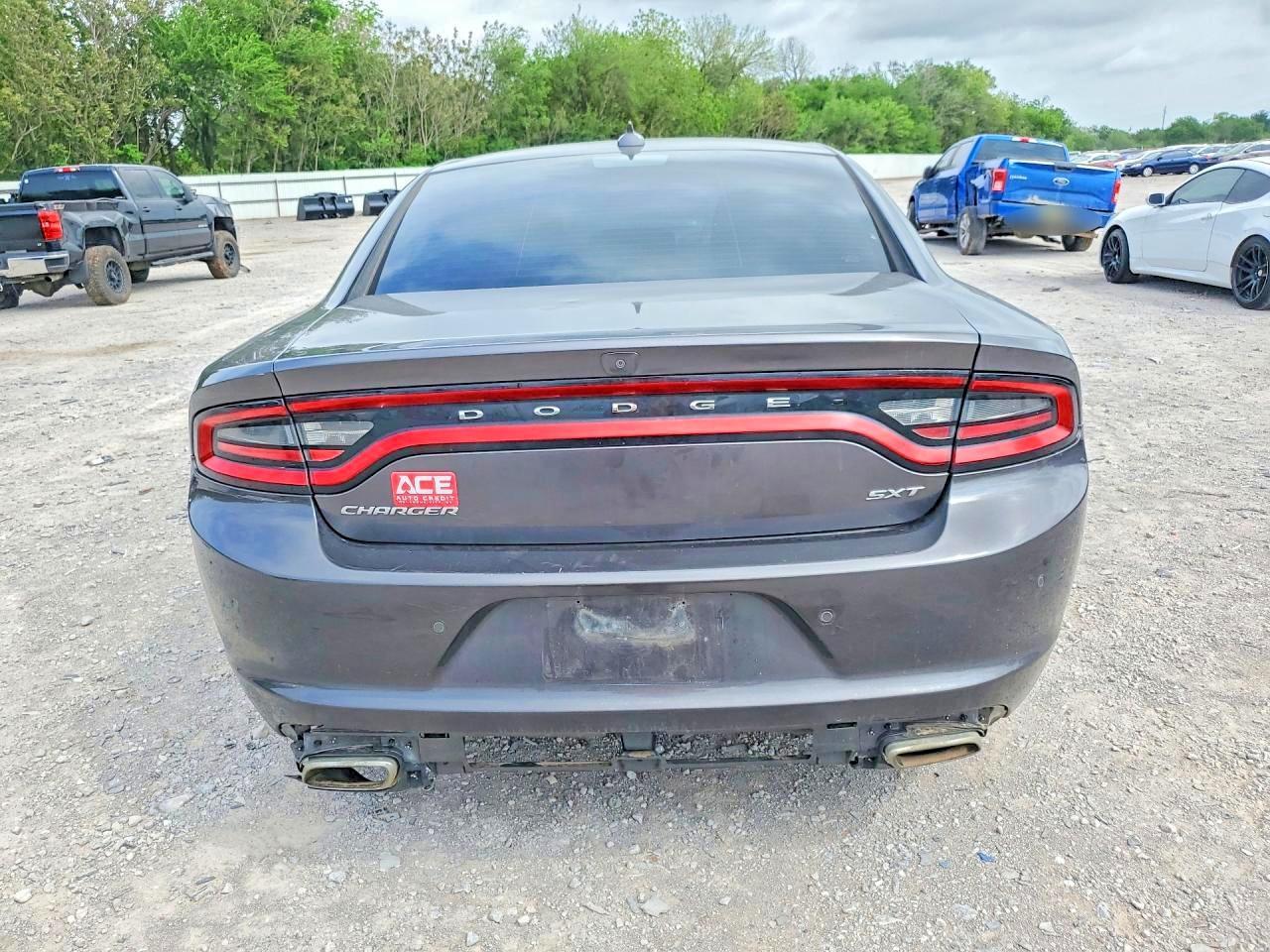 2015 Dodge Charger Sxt - Image 6
