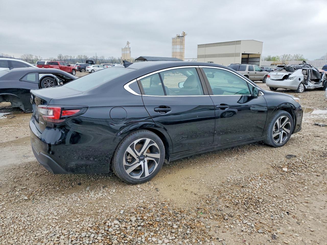 2021 Subaru Legacy Limited - Фото 3