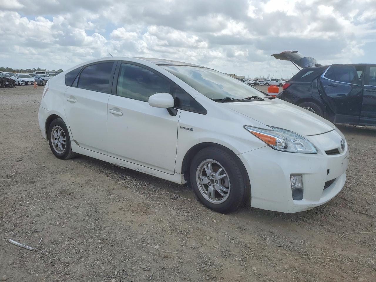 2010 Toyota Prius - Image 4