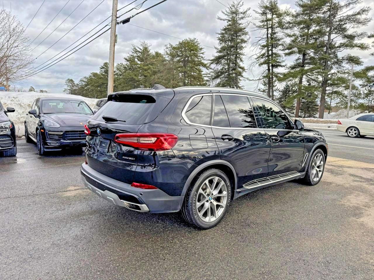 2019 BMW X5 xDrive50I - Фото 3