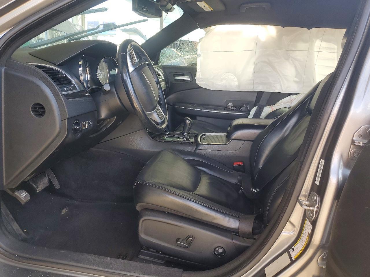 2011 Chrysler 300 Limited - Фото 7