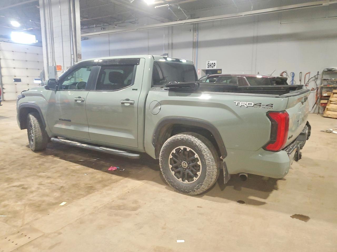 2024 Toyota Tundra Sr5 - Фото 2