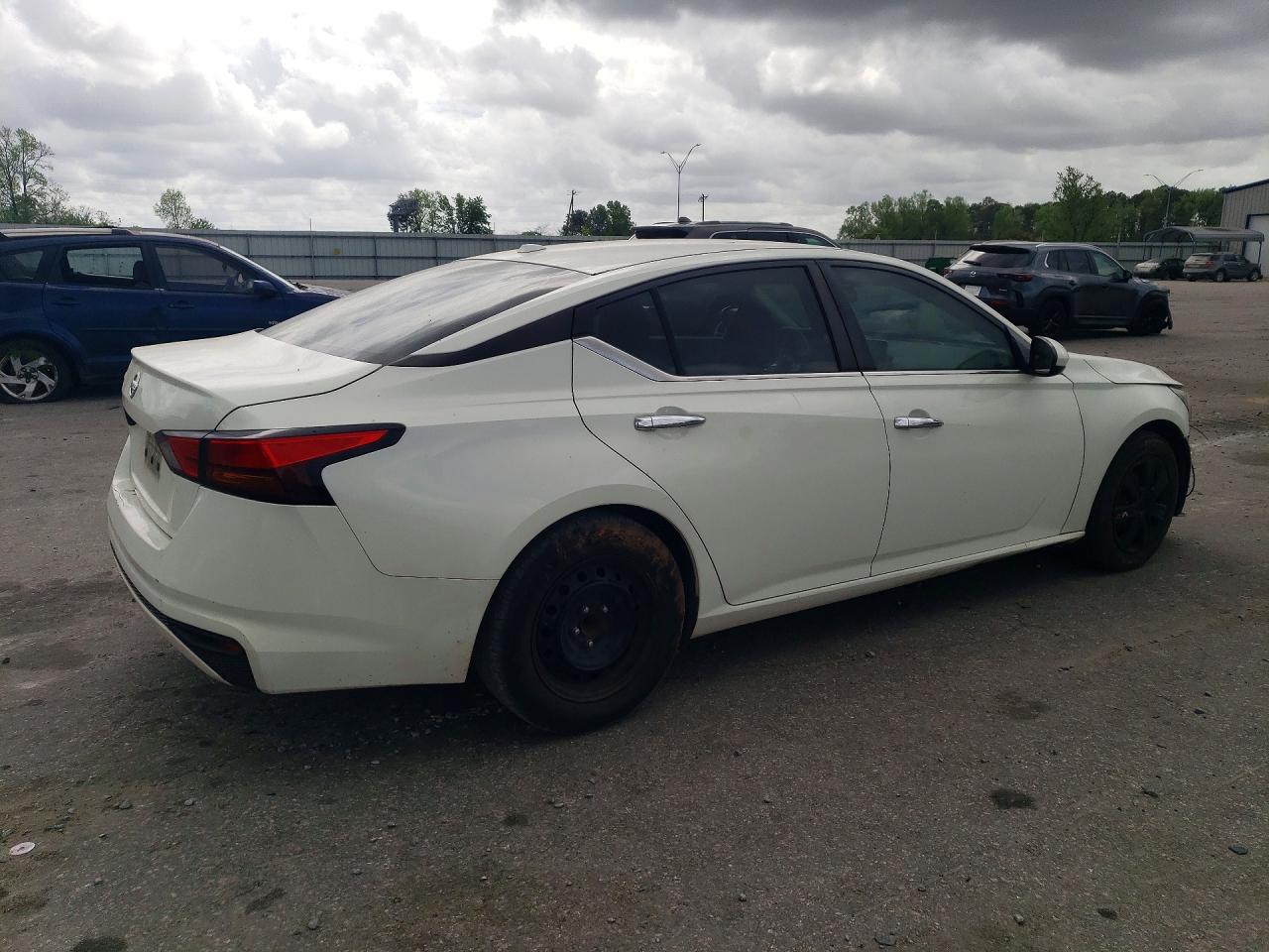 2020 Nissan Altima 2.5 S - Фото 3