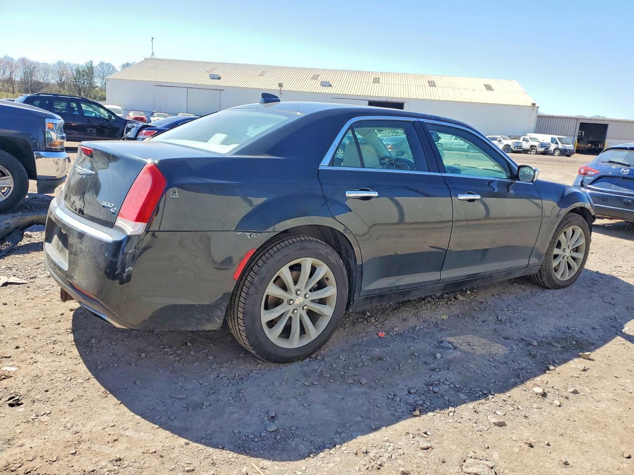 2016 Chrysler 300 Limited - Image 3