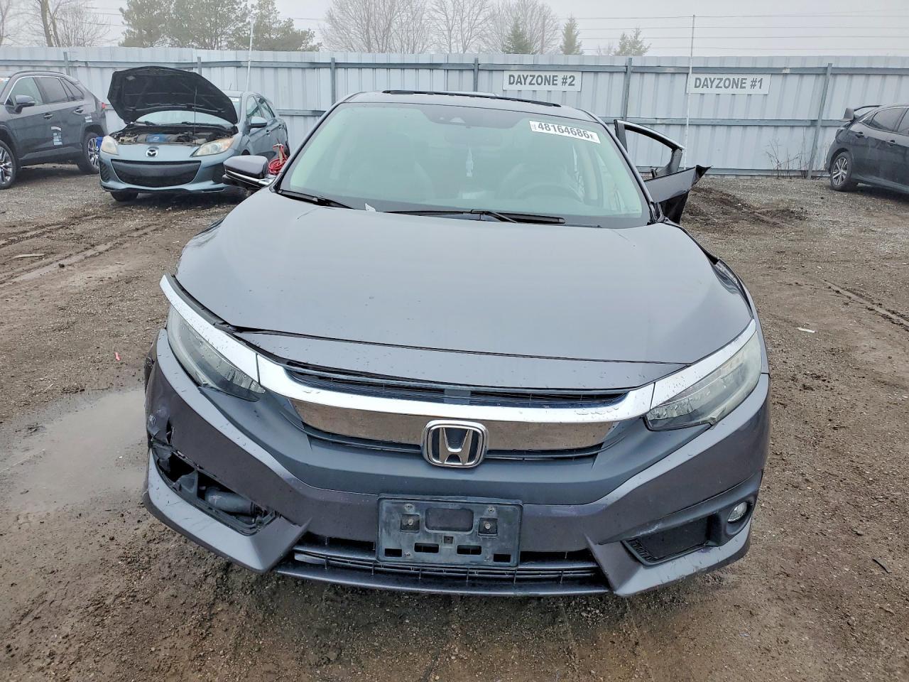 2018 Honda Civic Touring - Image 5