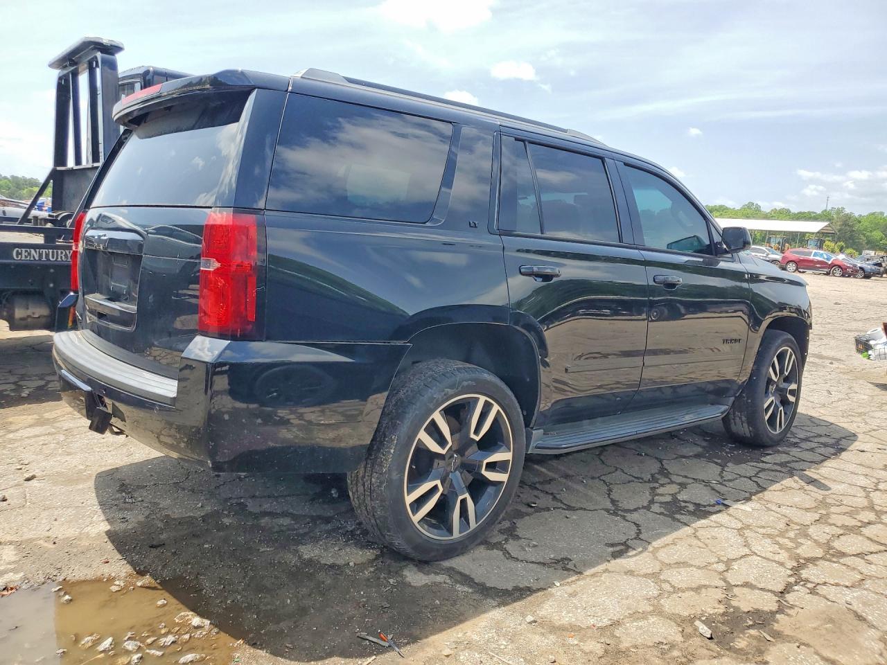 2018 Chevrolet Tahoe C1500 Lt - Image 3