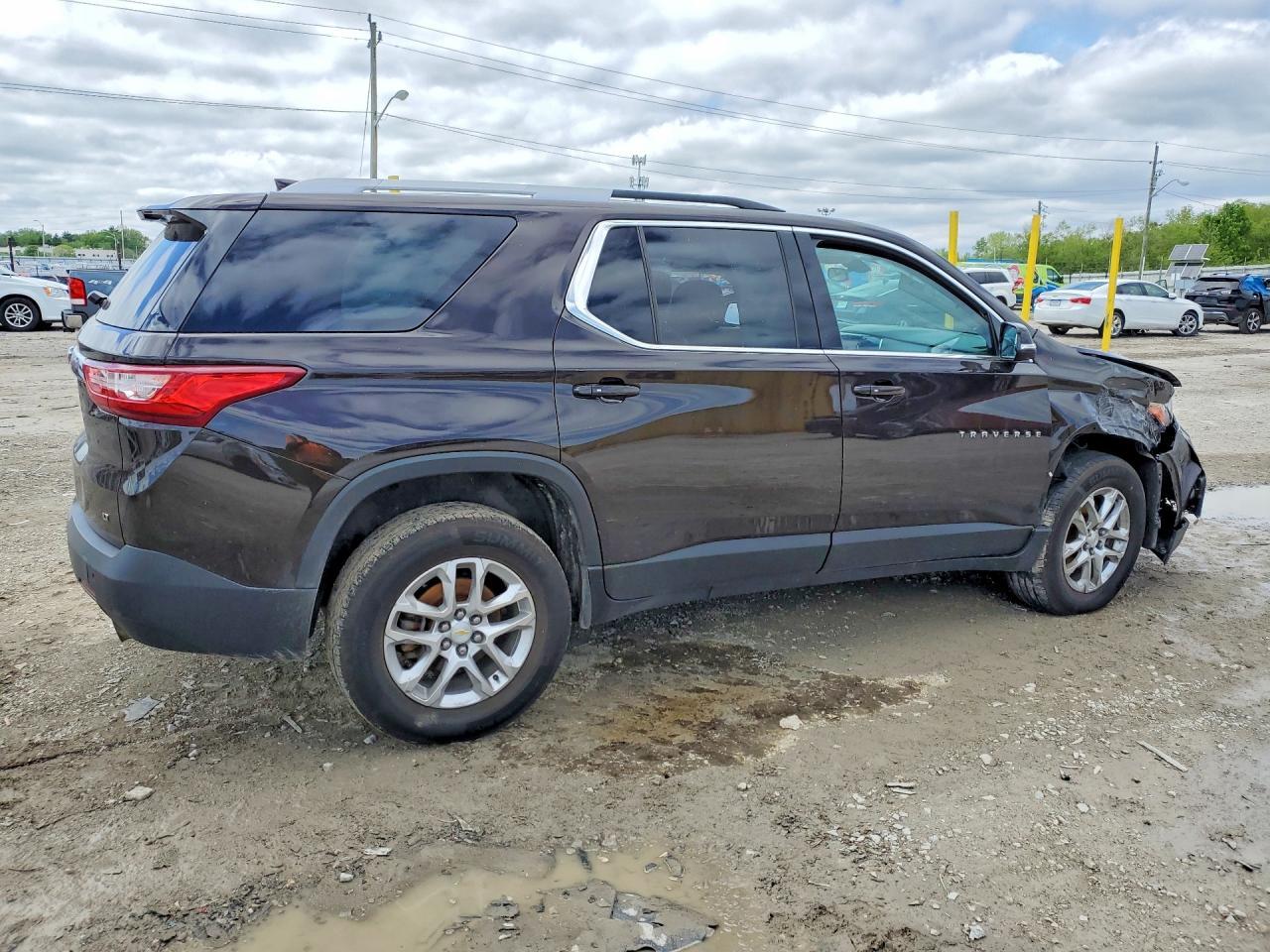 2018 Chevrolet Traverse Lt - Image 3