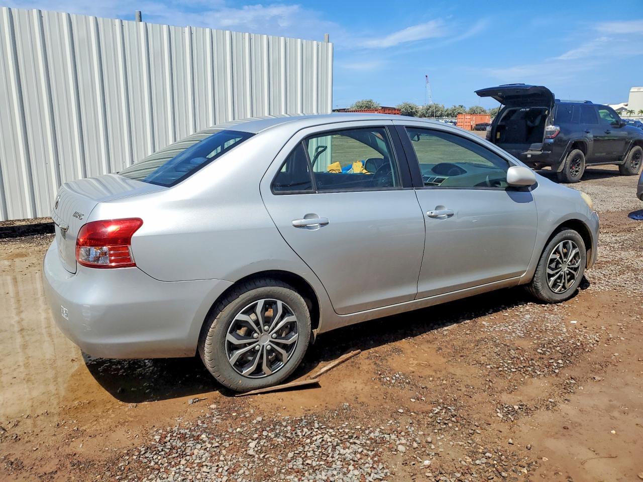 2007 Toyota Yaris Base - Image 3