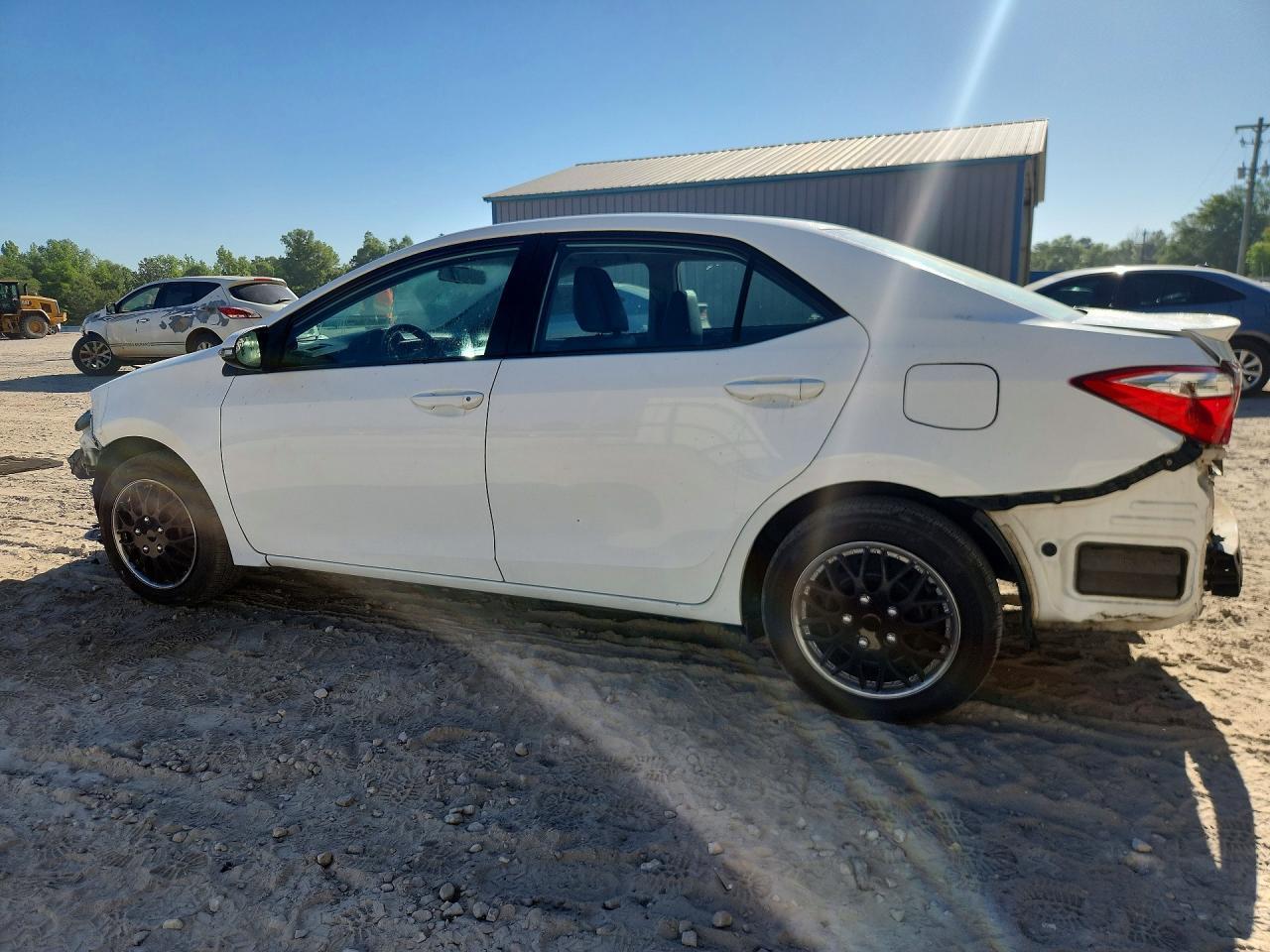2014 Toyota Corolla S - Фото 2
