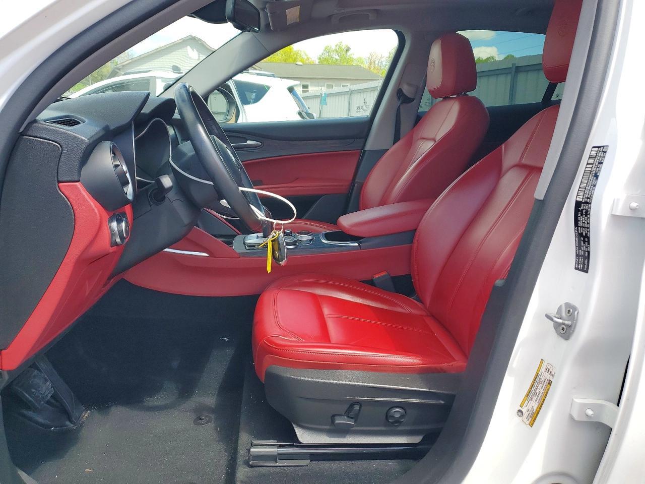 2020 Alfa Romeo Stelvio - Фото 7