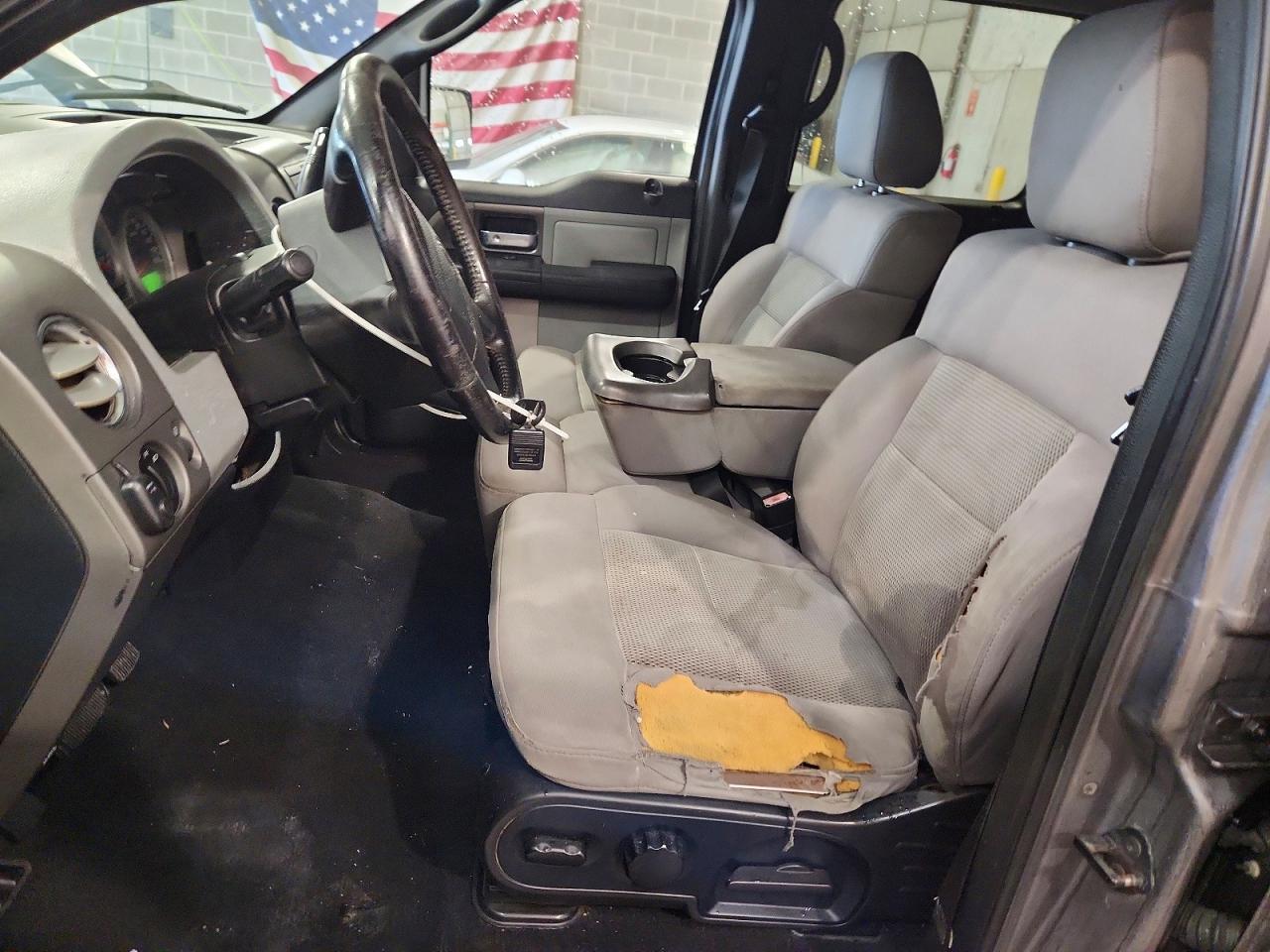 2005 Ford F150 Supercrew - Image 7