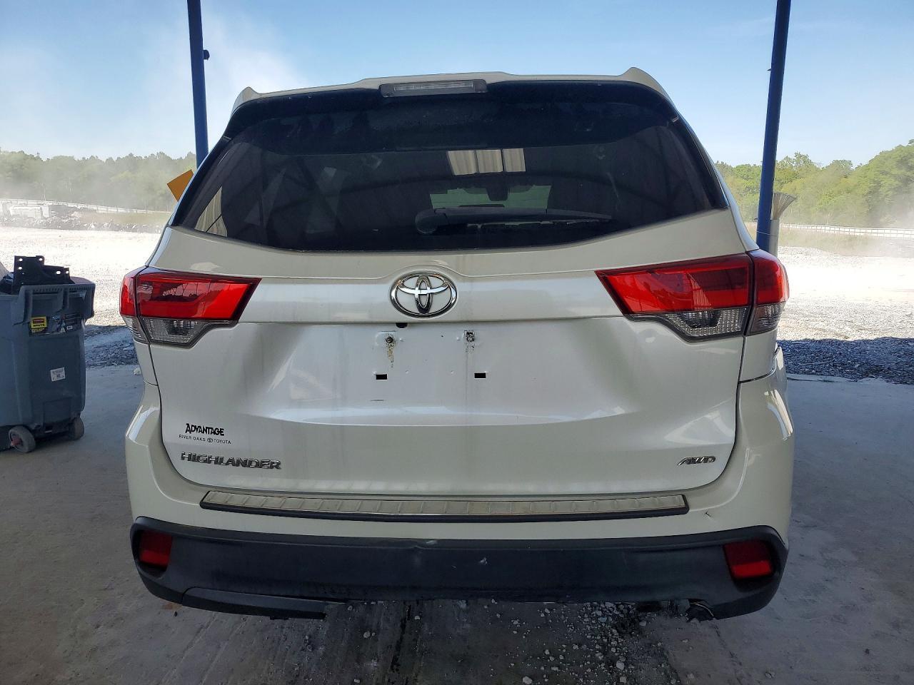2018 Toyota Highlander Le - Фото 6