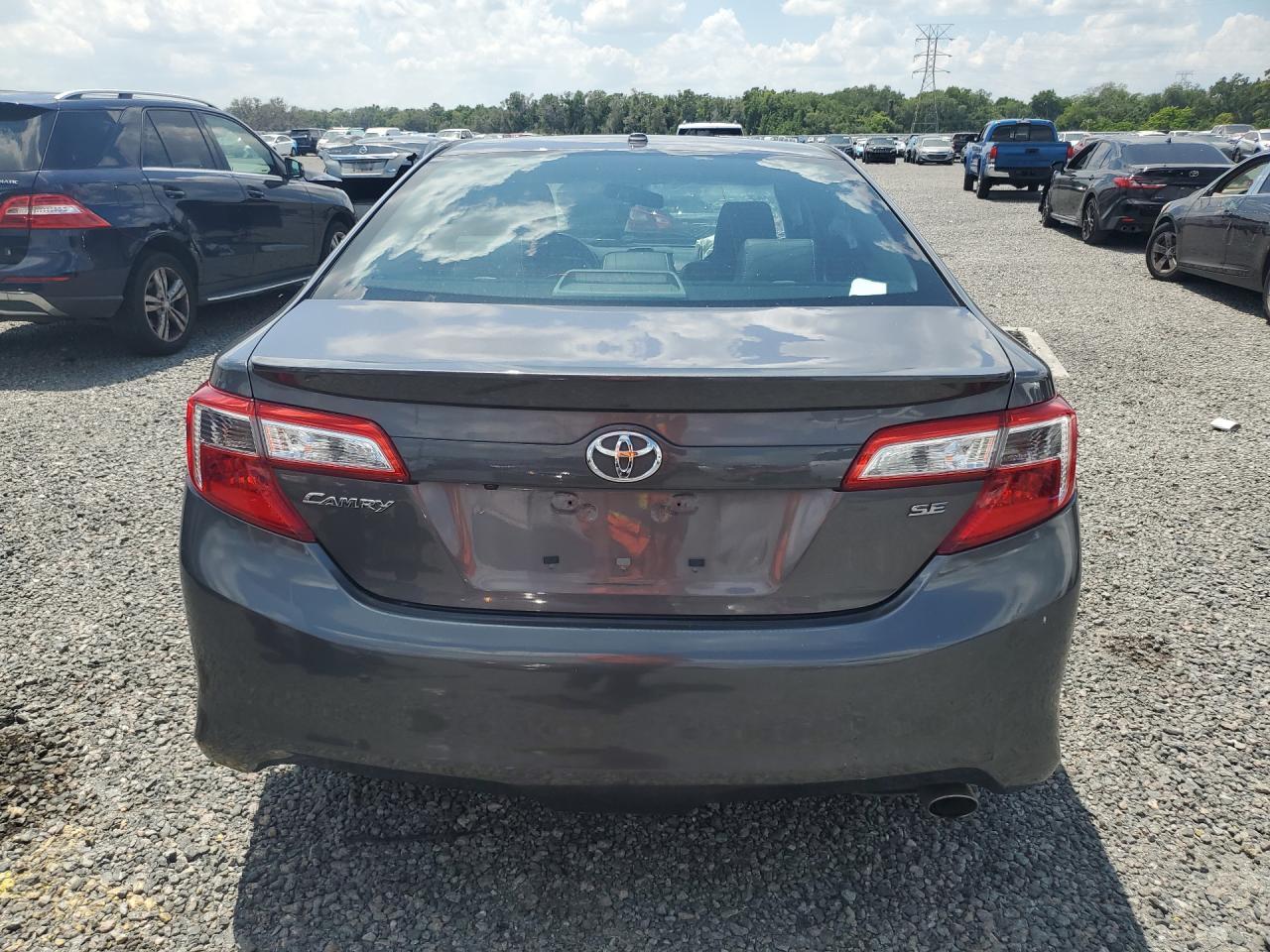 2014 Toyota Camry Se - Фото 6