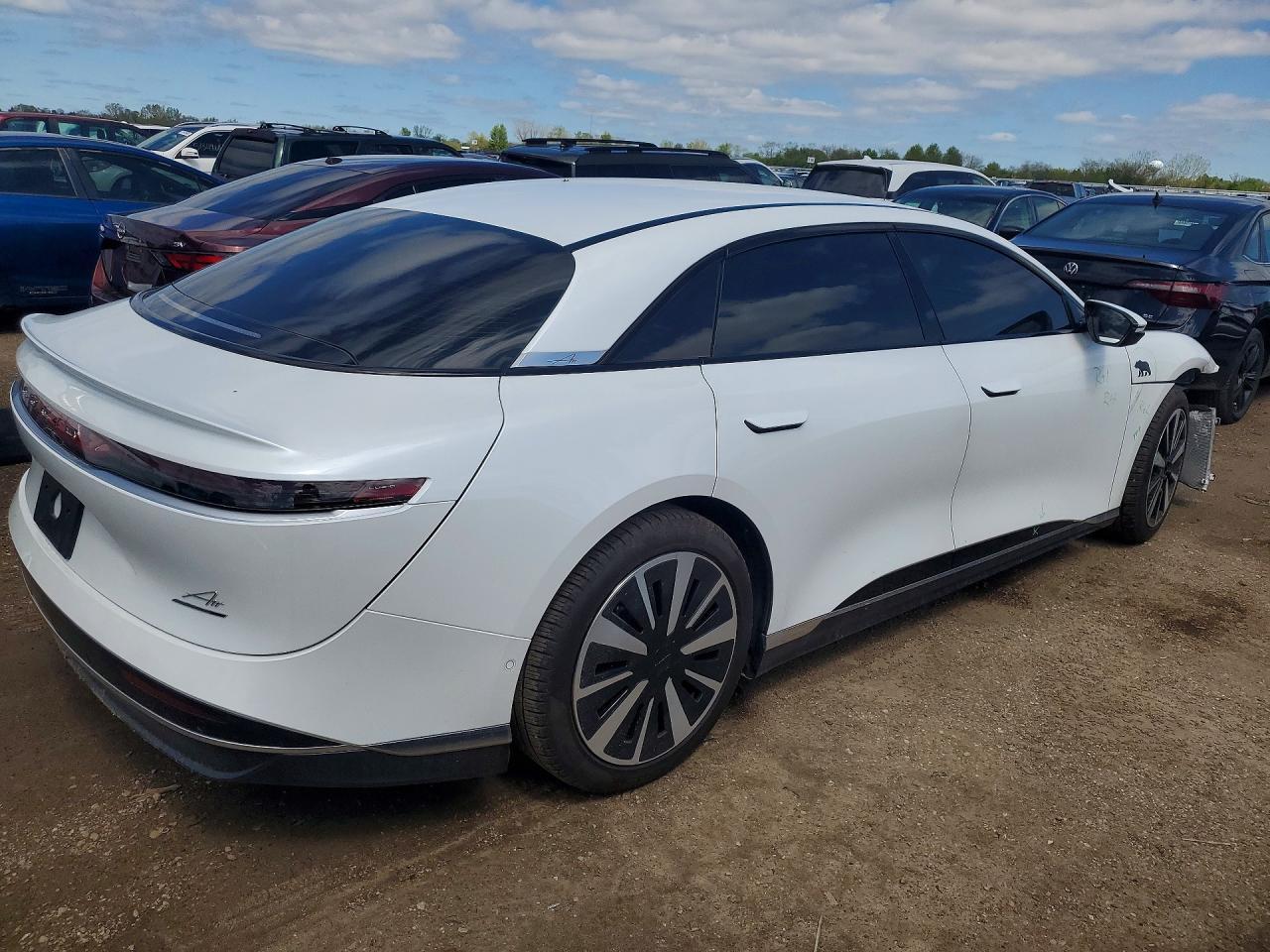 2025 Lucid Motors Air Touring - Image 3