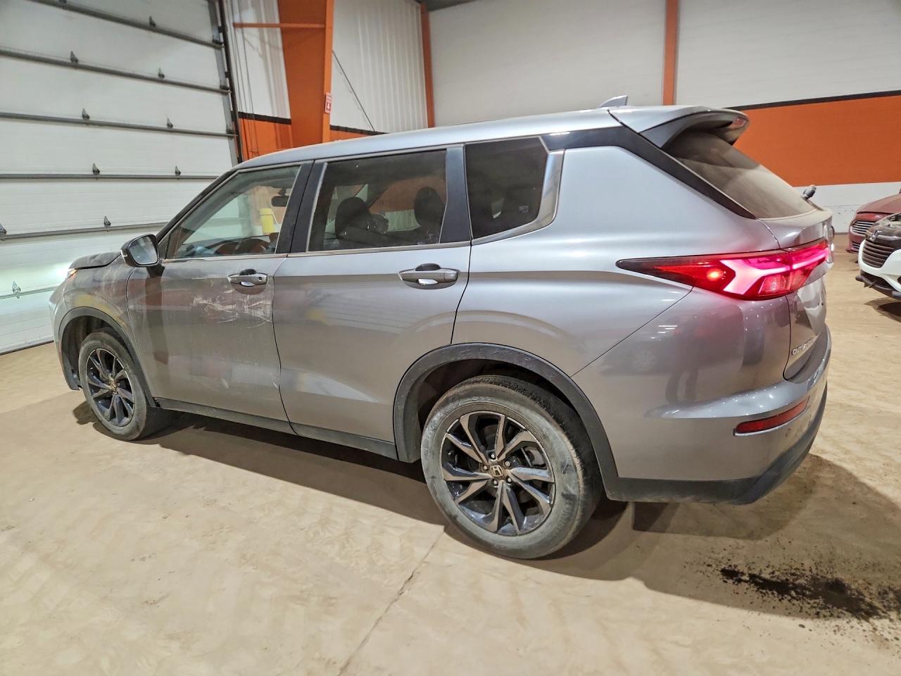 2024 Mitsubishi Outlander Es - Фото 2