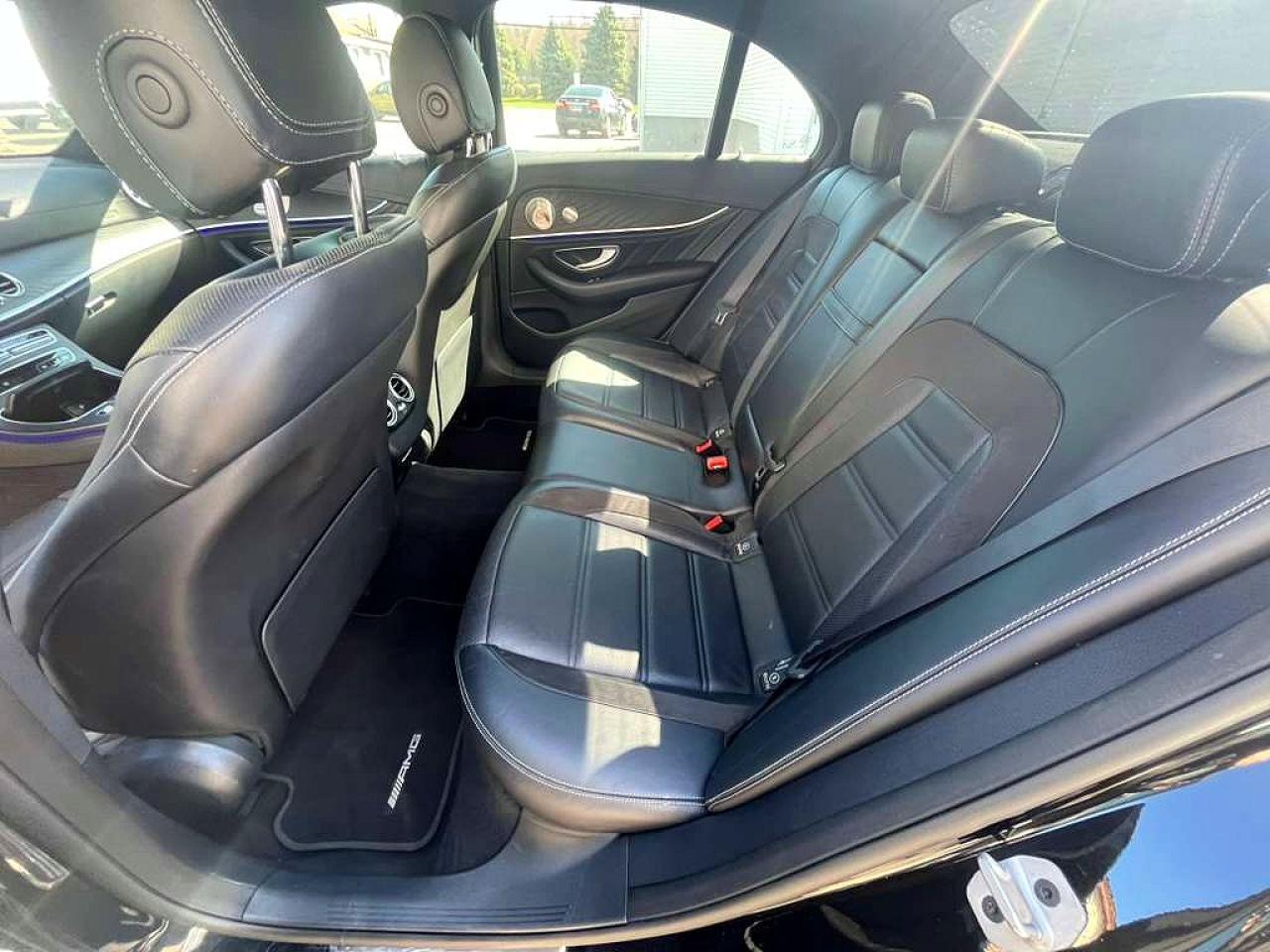 2022 Mercedes-Benz E Amg 53 4Matic - Image 5