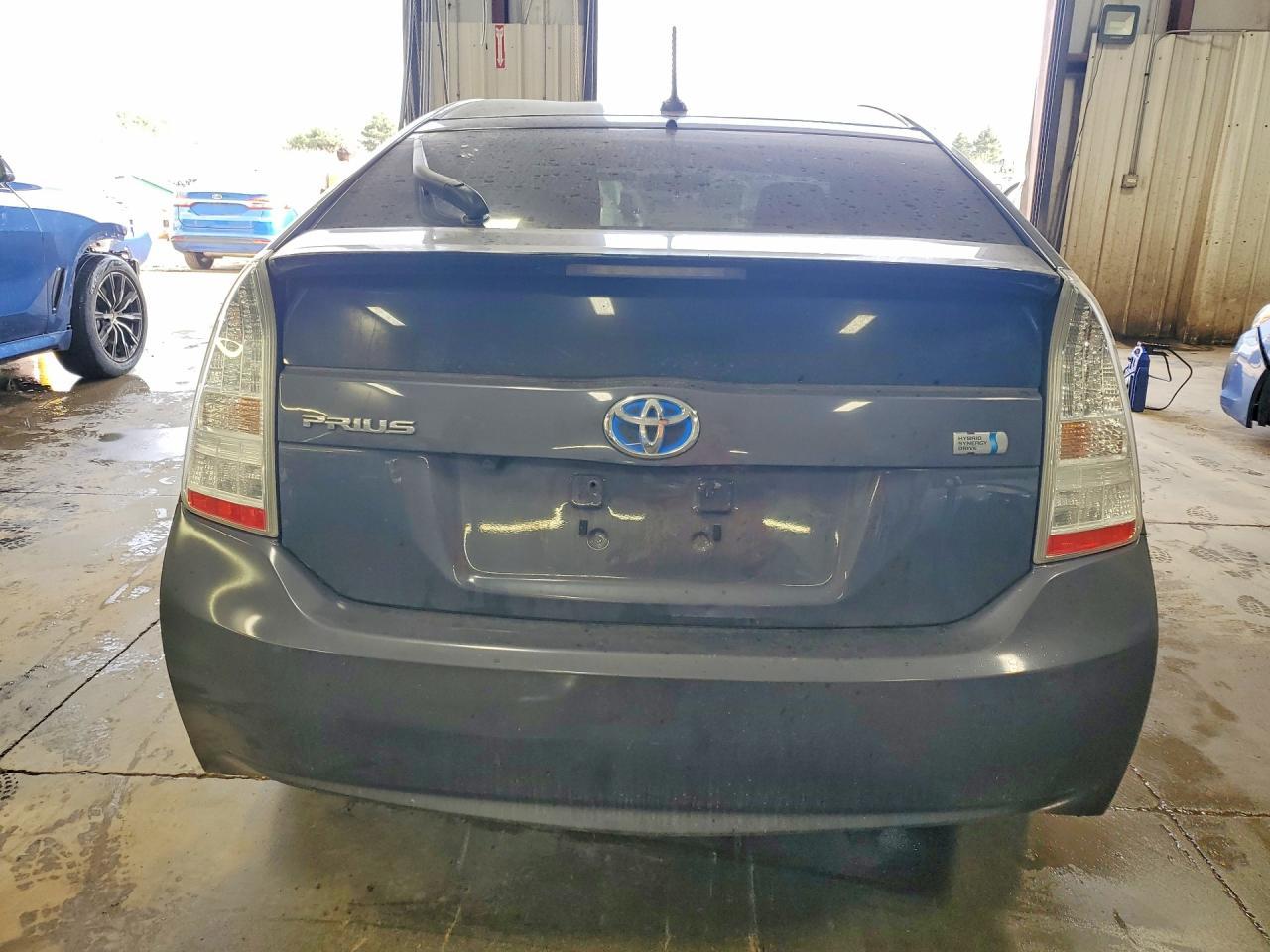 2010 Toyota Prius Iii - Фото 6