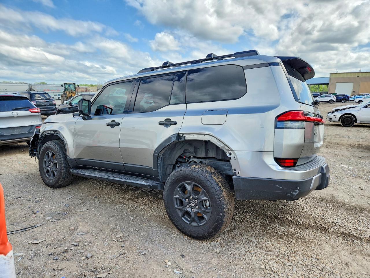 2024 Lexus Gx 550 Overtrail+ - Фото 2