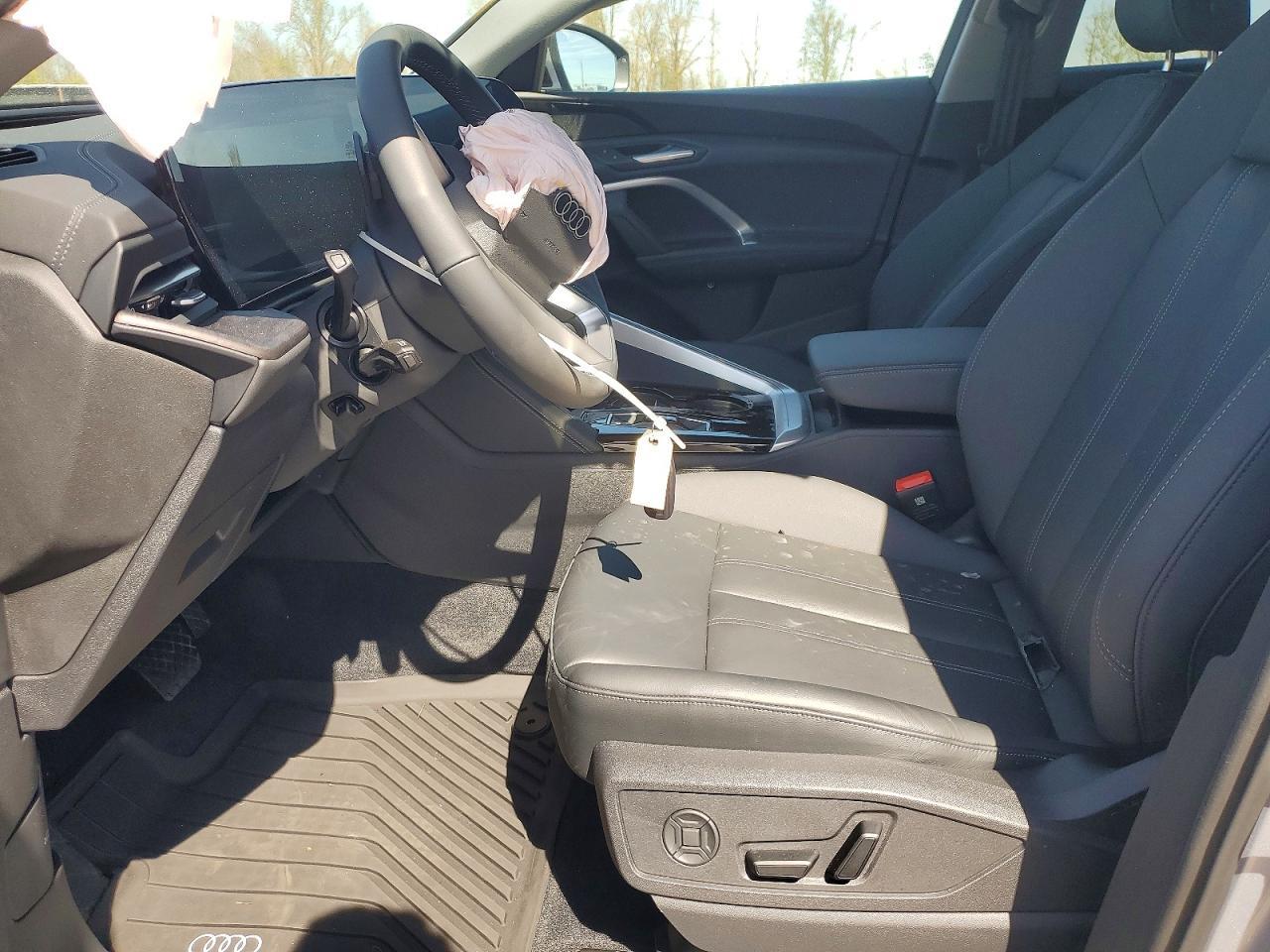 2025 Audi Q5 Premium - Image 7