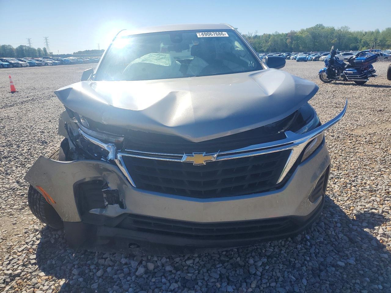 2023 Chevrolet Equinox Ls - Image 5