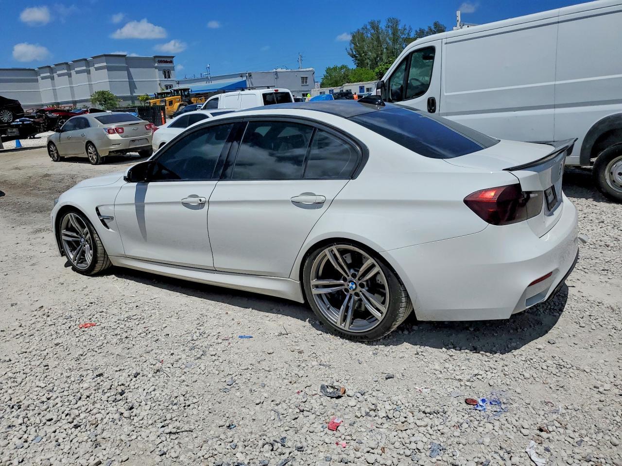 2015 BMW M3 - Фото 2