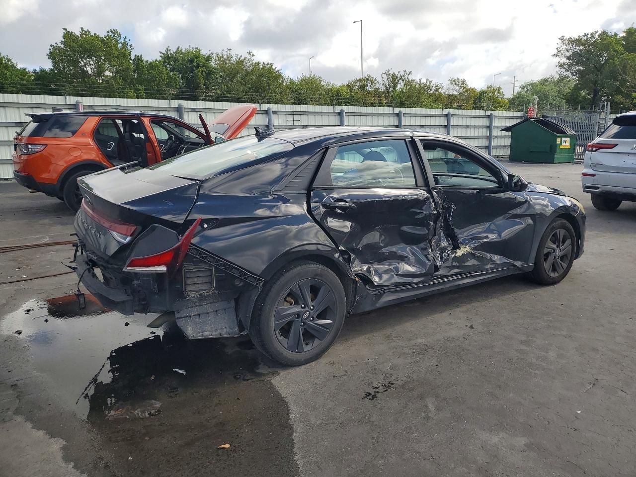 2021 Hyundai Elantra Sel - Фото 3