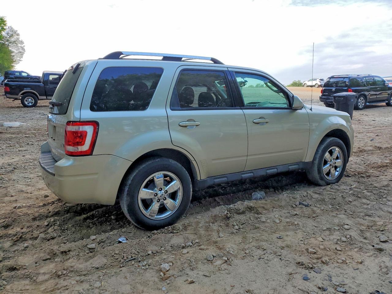 2012 Ford Escape Limited - Фото 3