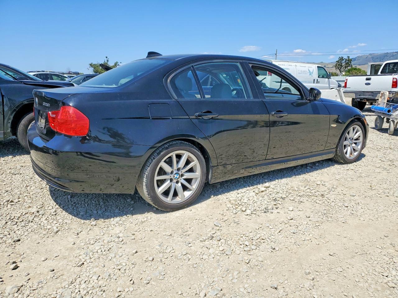 2011 BMW 328 I Sulev - Фото 3
