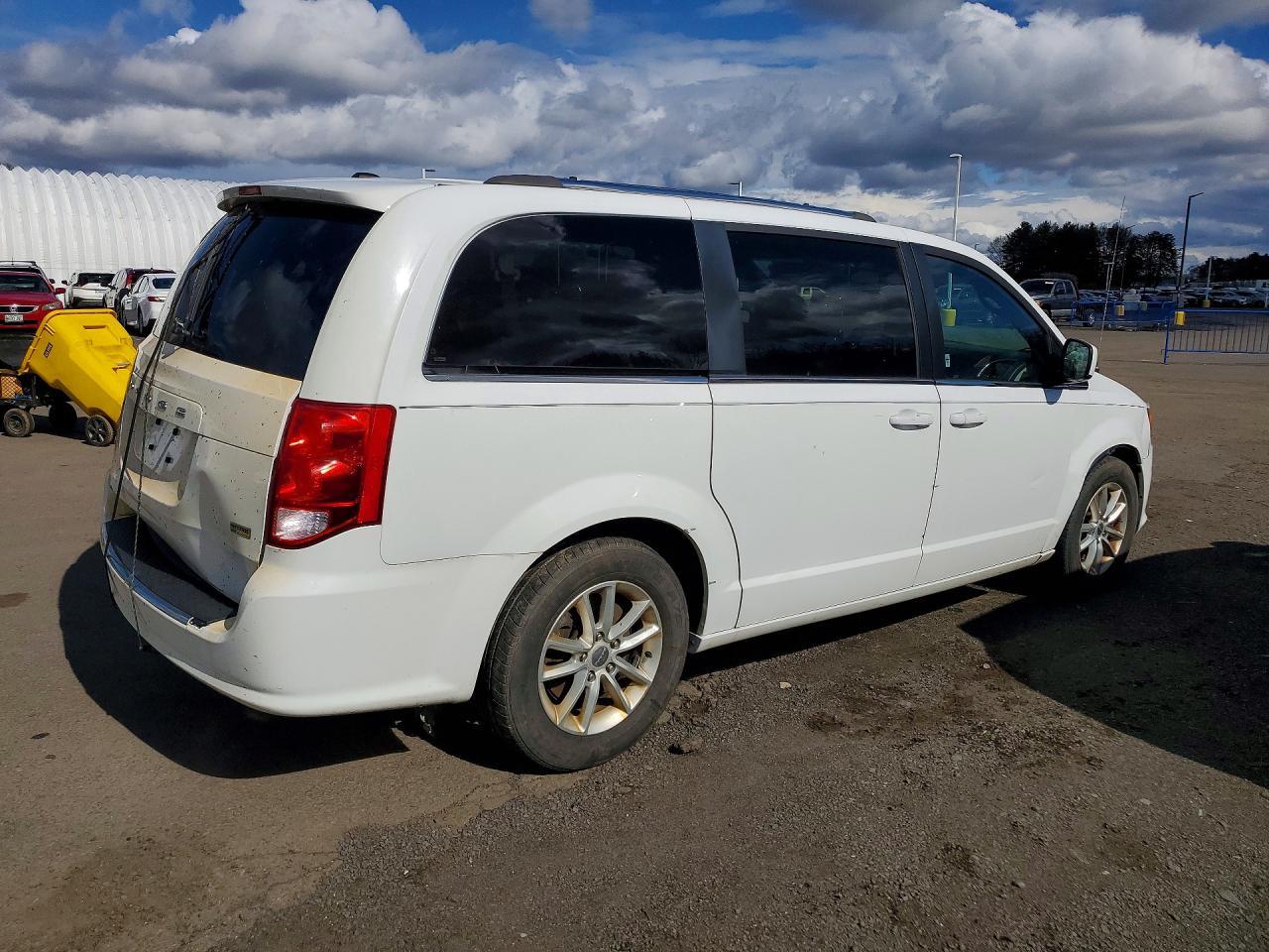 2018 Dodge Grand Caravan Se - Фото 3