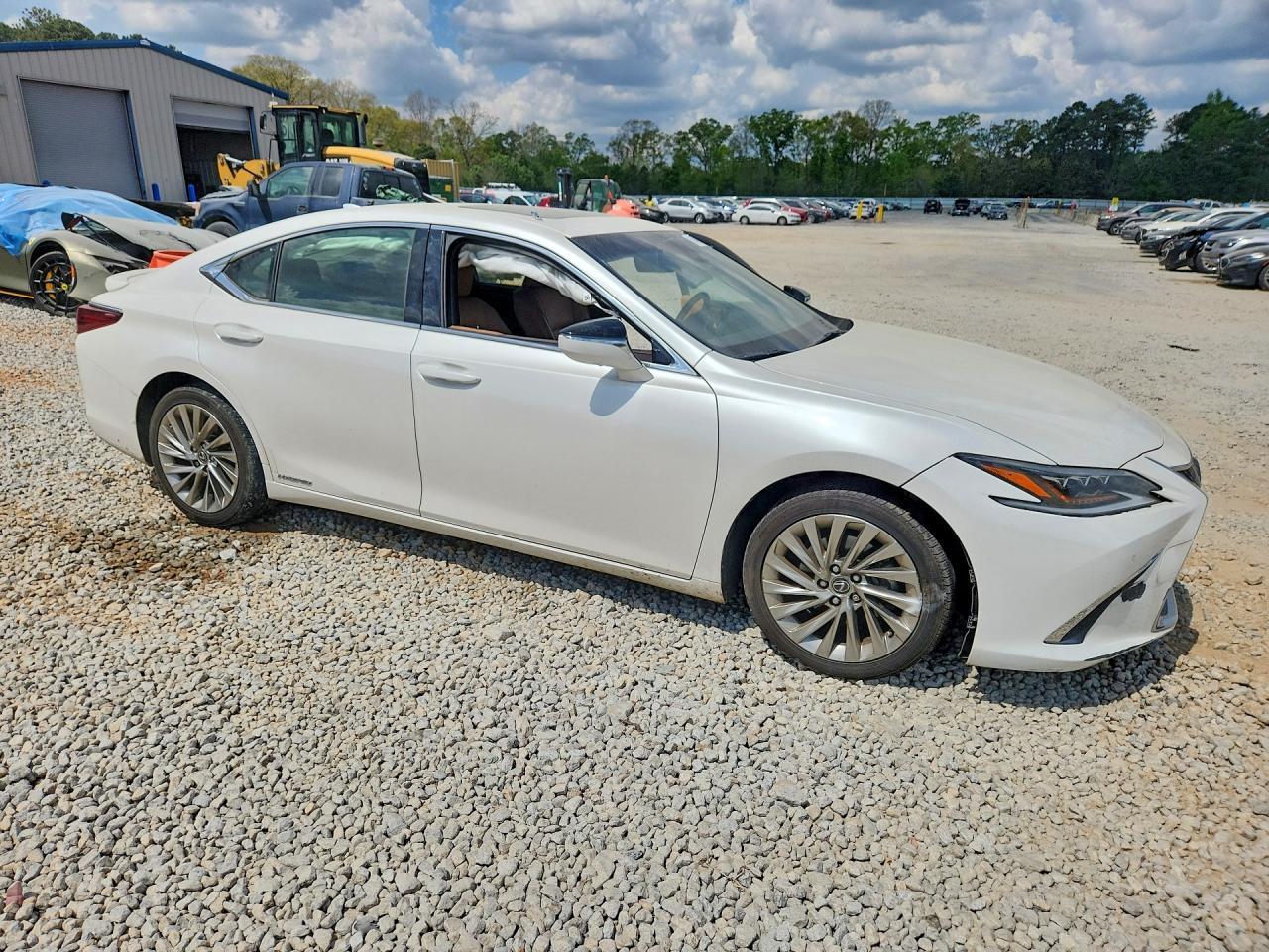 2019 Lexus Es 300H Ultra Luxury - Фото 4
