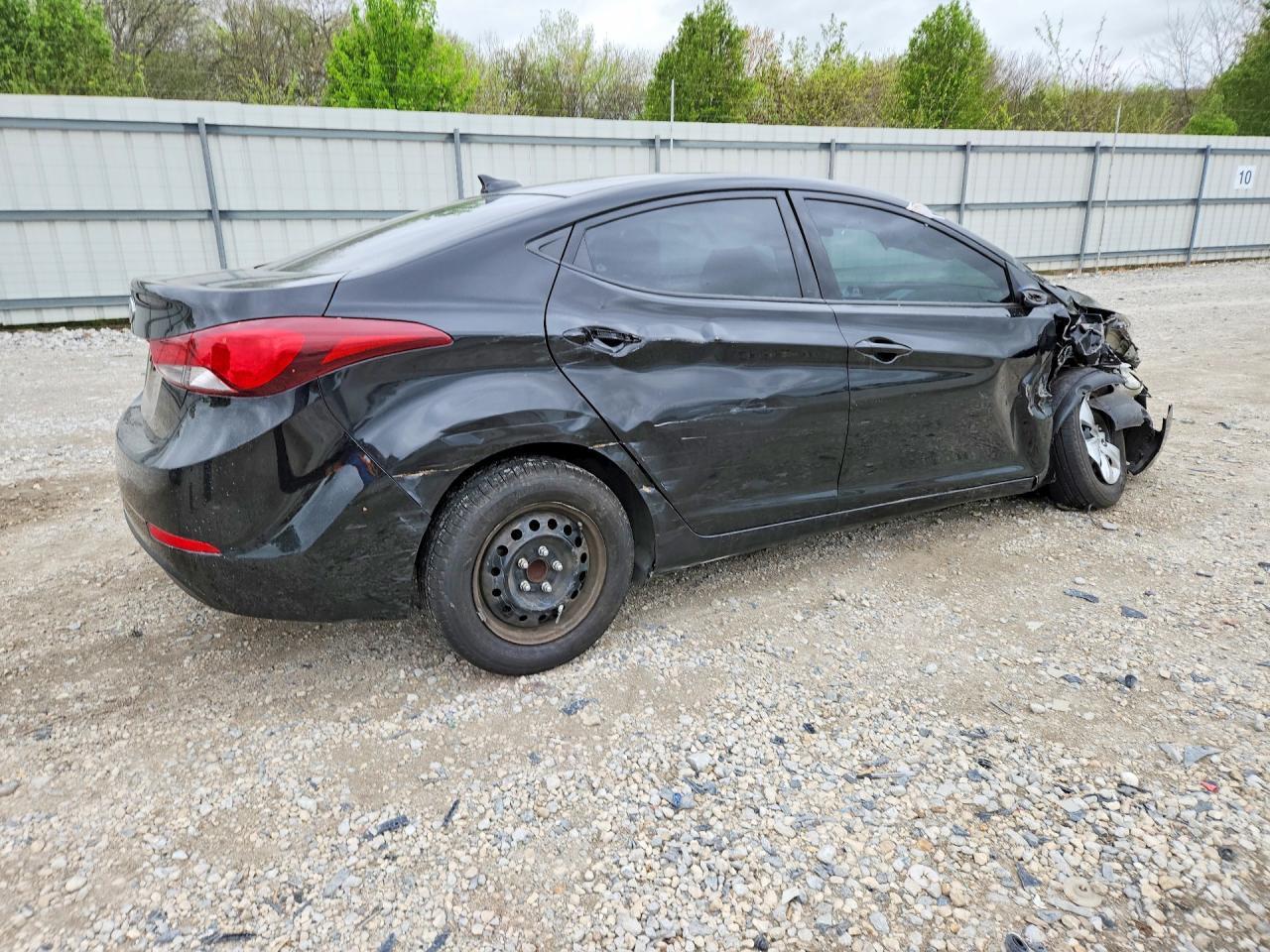 2016 Hyundai Elantra Se - Фото 3