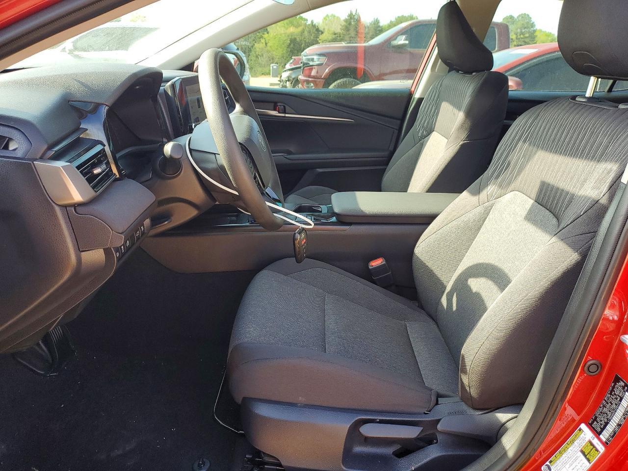 2026 Toyota Camry Le - Image 7