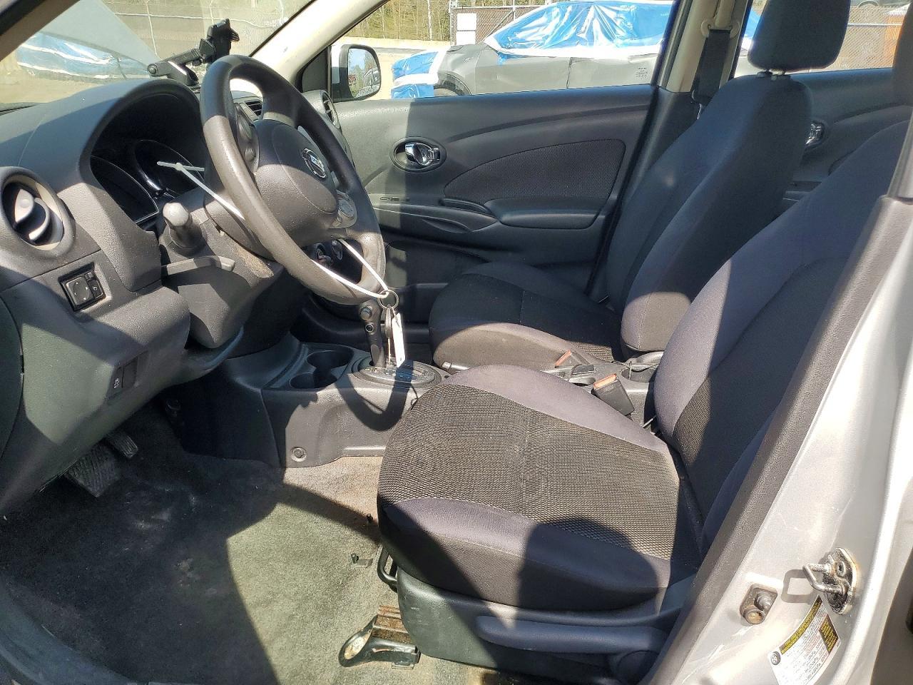 2012 Nissan Versa 1.6 S - Image 7