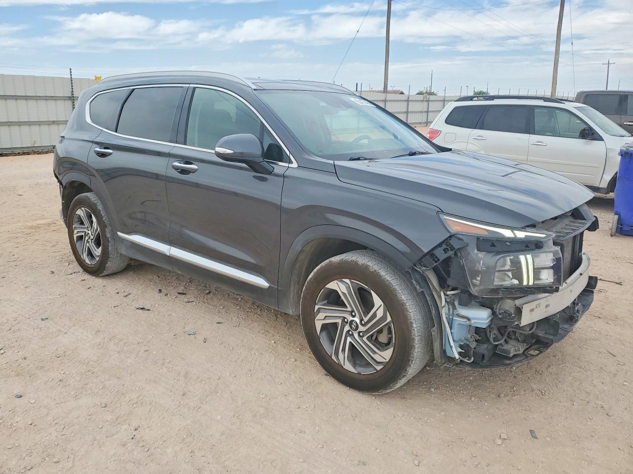 2023 Hyundai Santa Fe - Image 4
